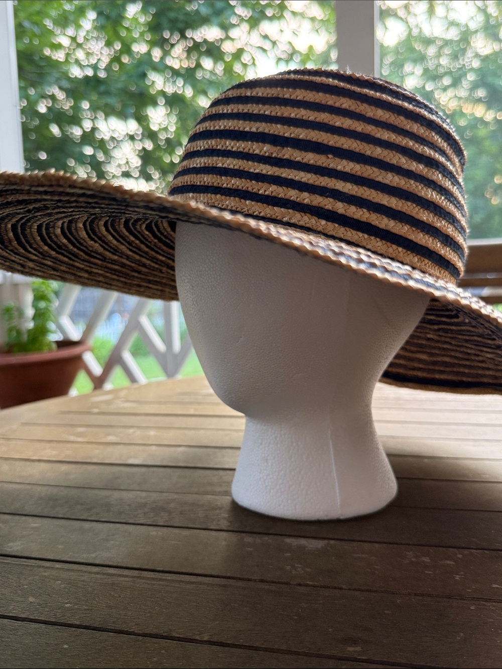 Boden Navy Blue & Natural Striped Straw Wide Brim Sun Hat One Size